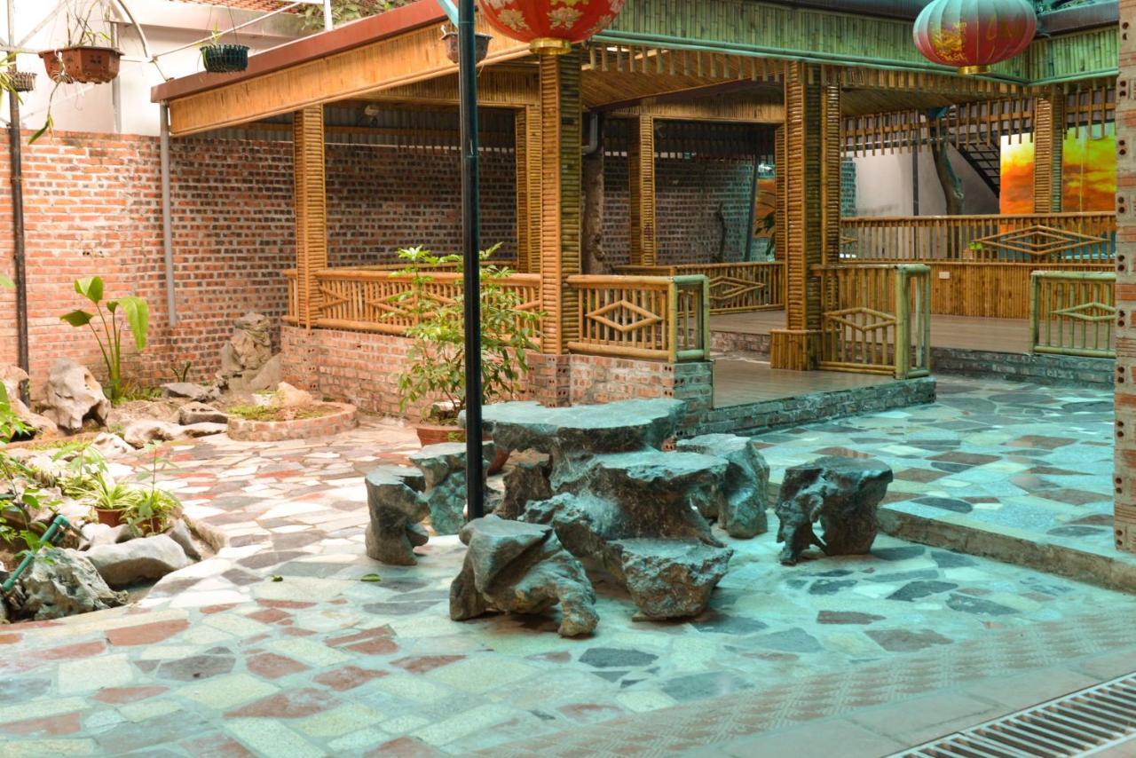 City Garden Hostel Нин Бин Екстериор снимка