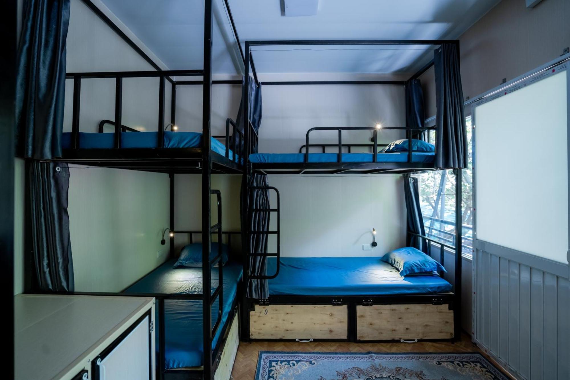 City Garden Hostel Нин Бин Екстериор снимка