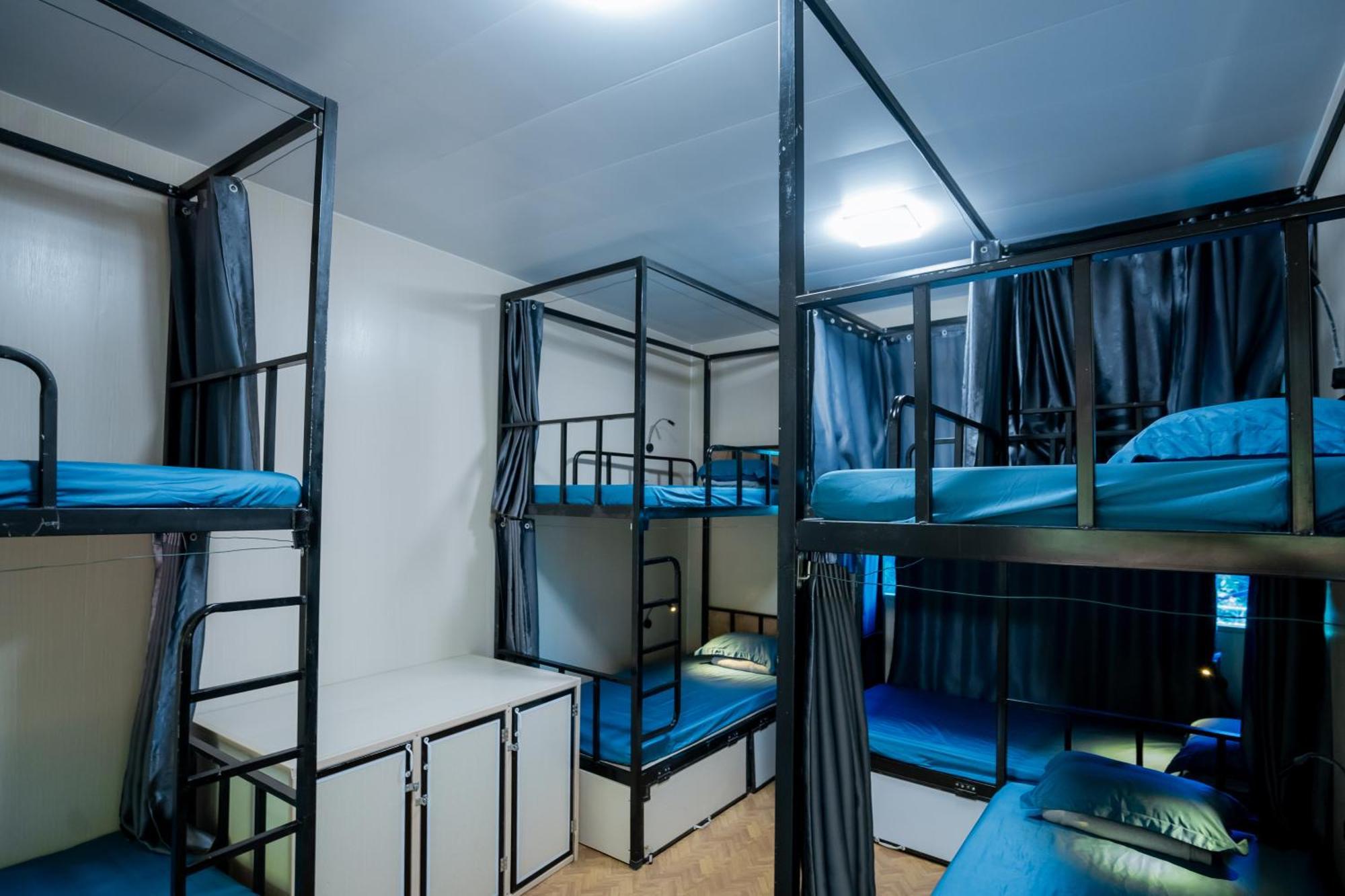 City Garden Hostel Нин Бин Екстериор снимка