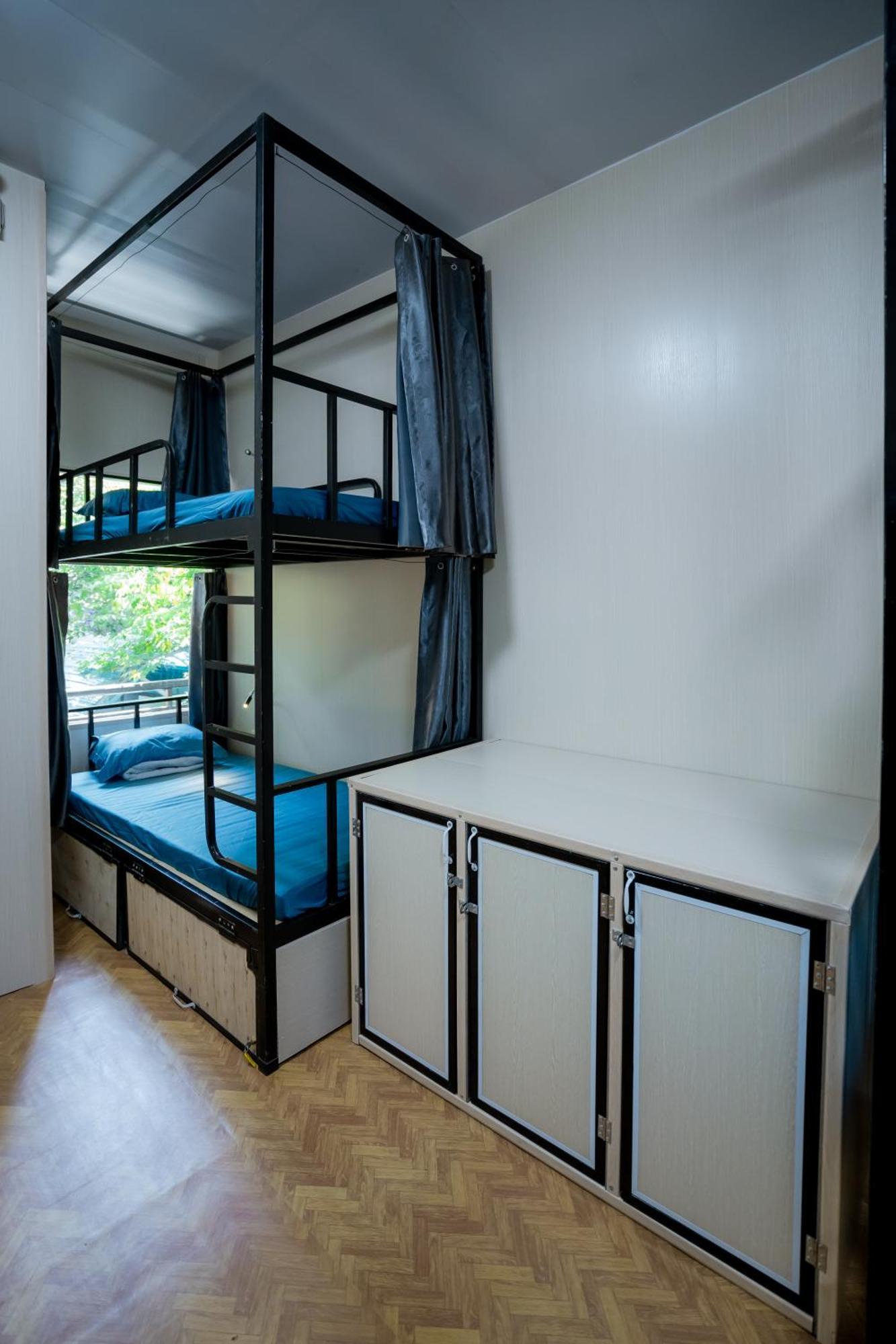 City Garden Hostel Нин Бин Екстериор снимка