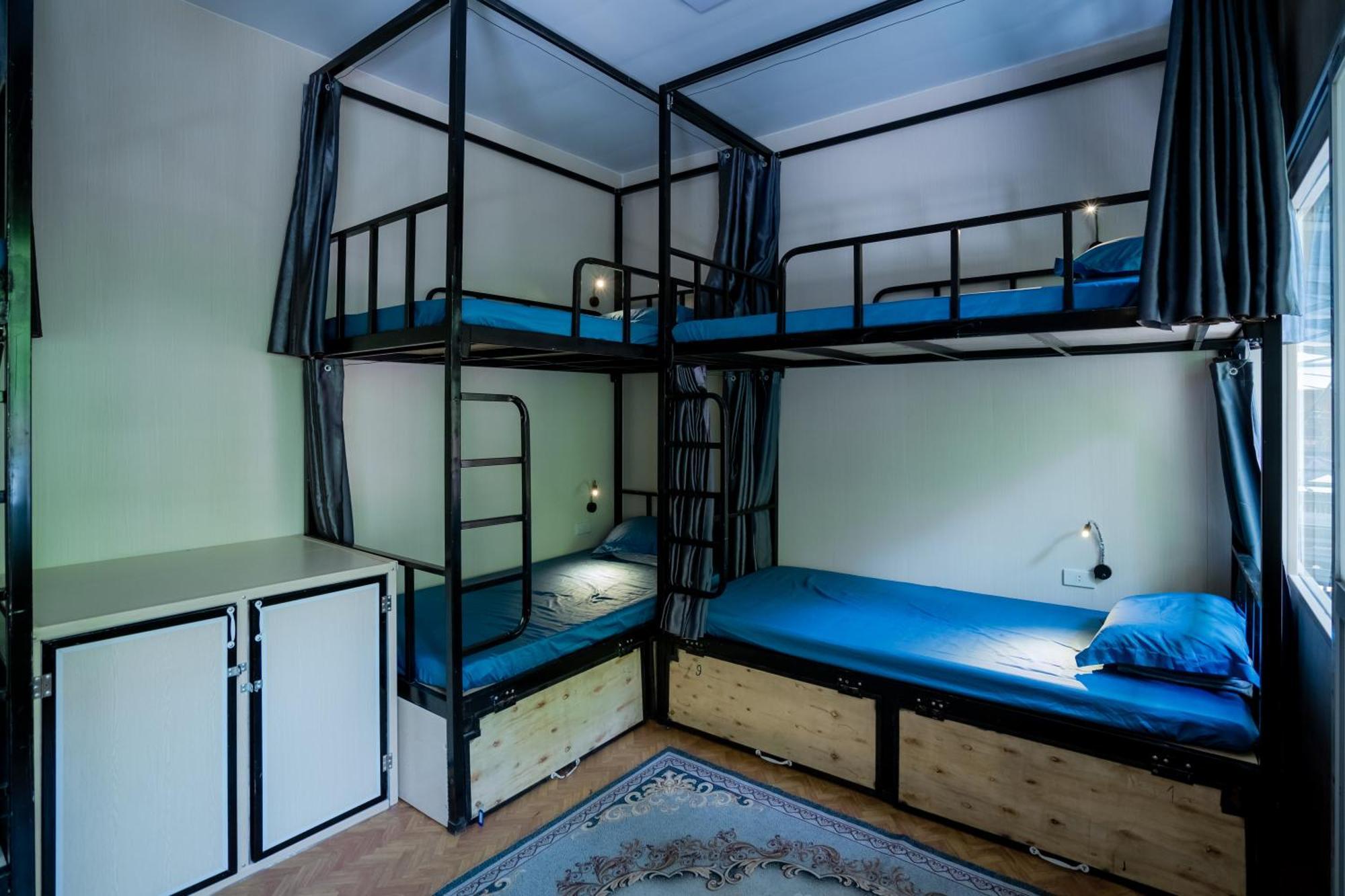 City Garden Hostel Нин Бин Екстериор снимка